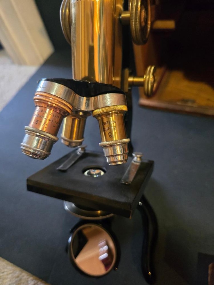RARE 1913 GERMAN E. LEITZ WETZLAR MICROSCOPE W/ MATCH CASE WORKING # 163764