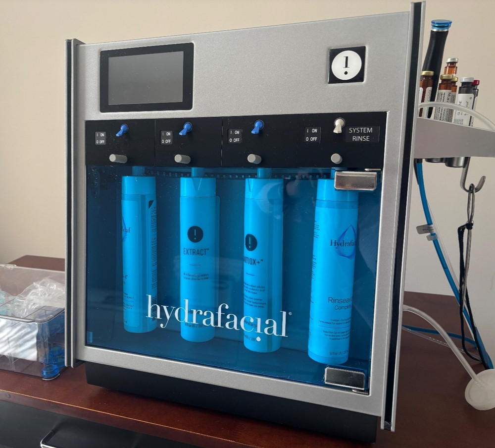 Hydrafacial MD Allegro compact countertop system