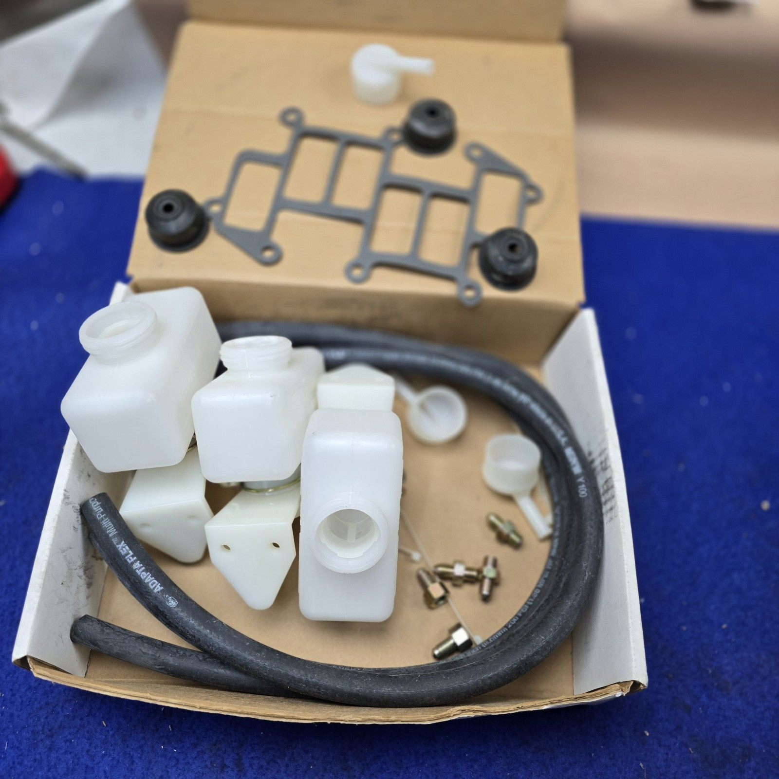 NASCAR Wilwood Master Cylinder Reservoir Remote Racing Parts Lot Hot Rod NEW