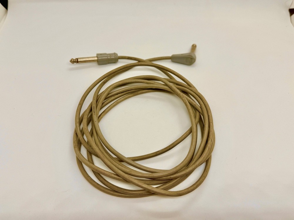 Vintage 1960's Switchcraft 1/4" Right-Angle 10ft Instrument Cable -Case Candy
