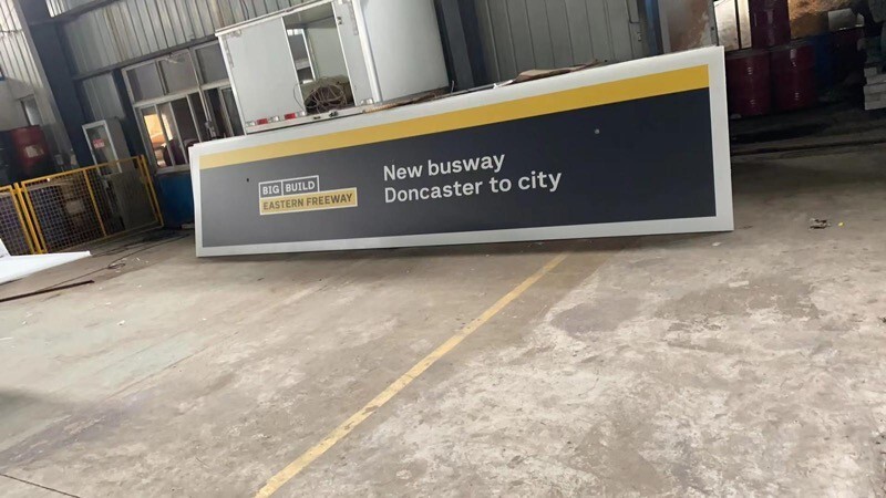Outdoor big scale UV printing
