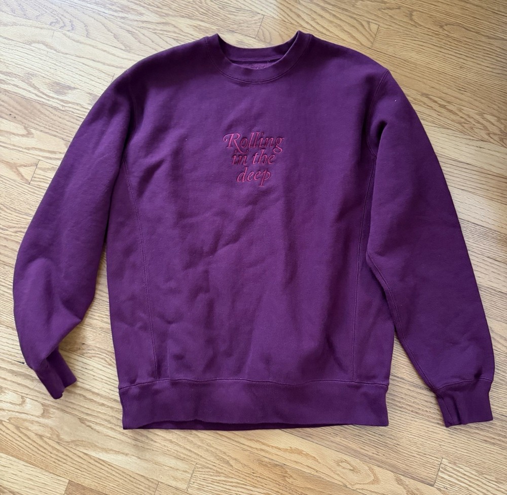 Adele Rolling In The Deep Embroidered Crewneck Sweatshirt Large Burgundy