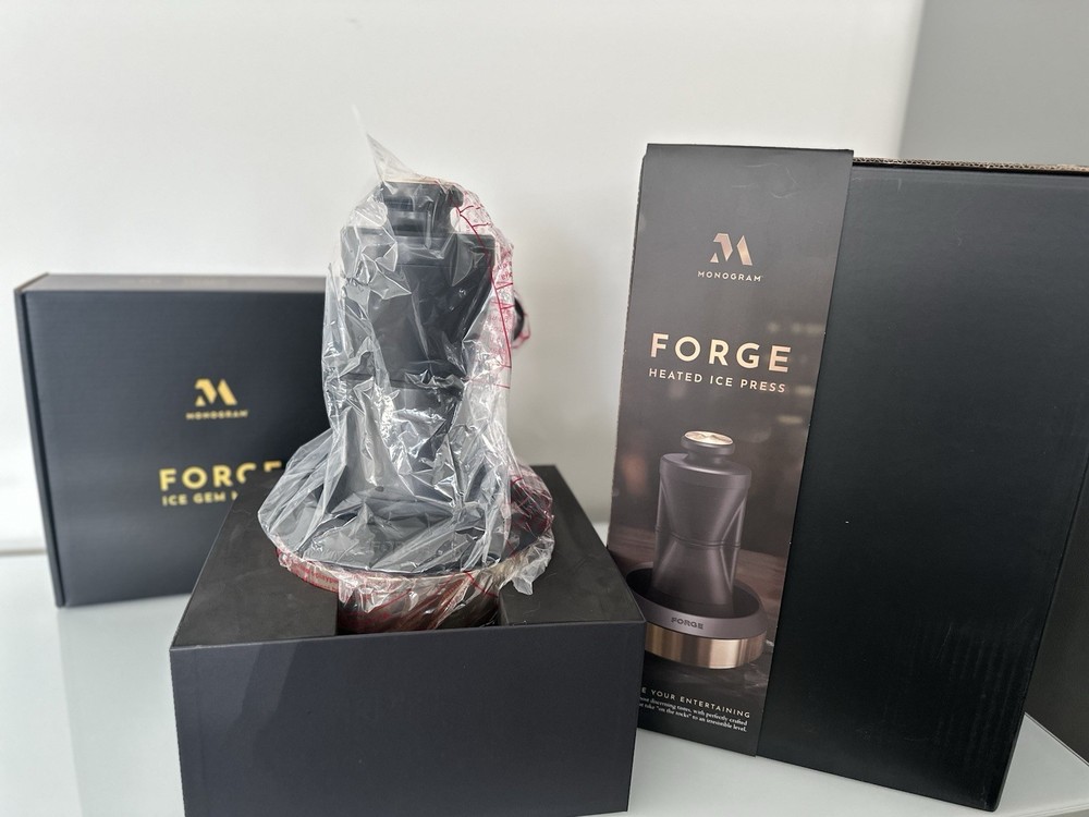 MONOGRAM FORGE HEATED ICE PRESS AND MOLD # FORGE02PA1CK