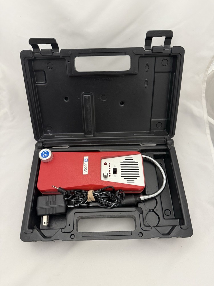 Tif 8800A Combustible Gas Detector with case working condition