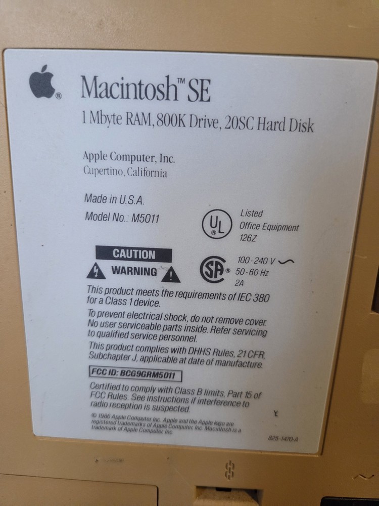Apple Macintosh SE Vintage Home Computer Model M5011 Untested