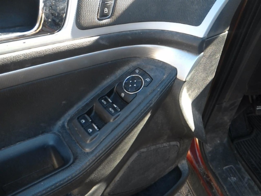 Driver Left Front Spindle/Knuckle Fits 11-19 EXPLORER 104938702