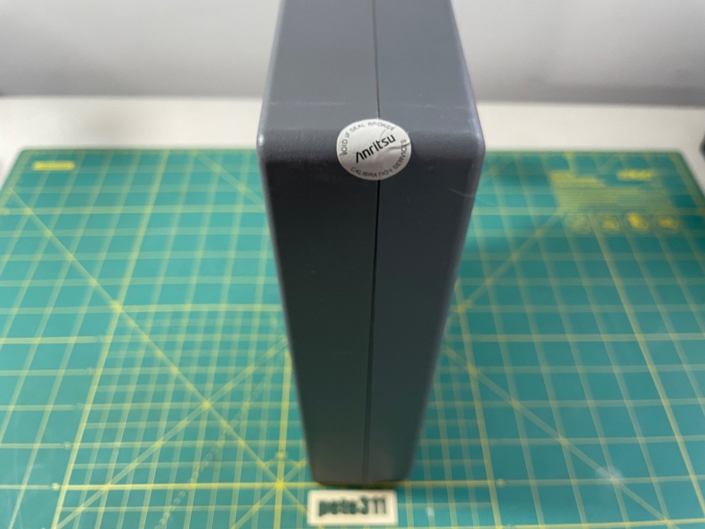 Anritsu Hand Held Spectrum Analyzer MS2711B w/ Case