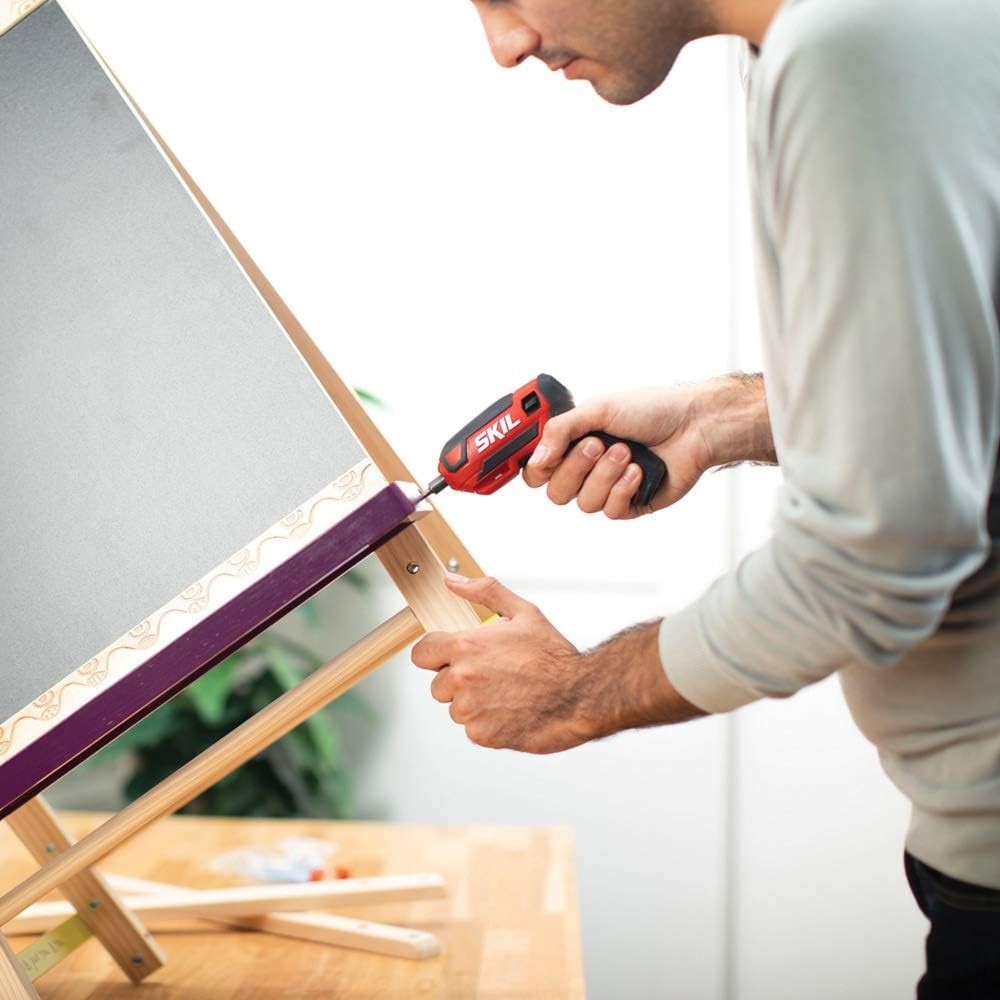 Rechargeable 4V Screwdriver - Perfect for DIY Projects with Integrated LED Light