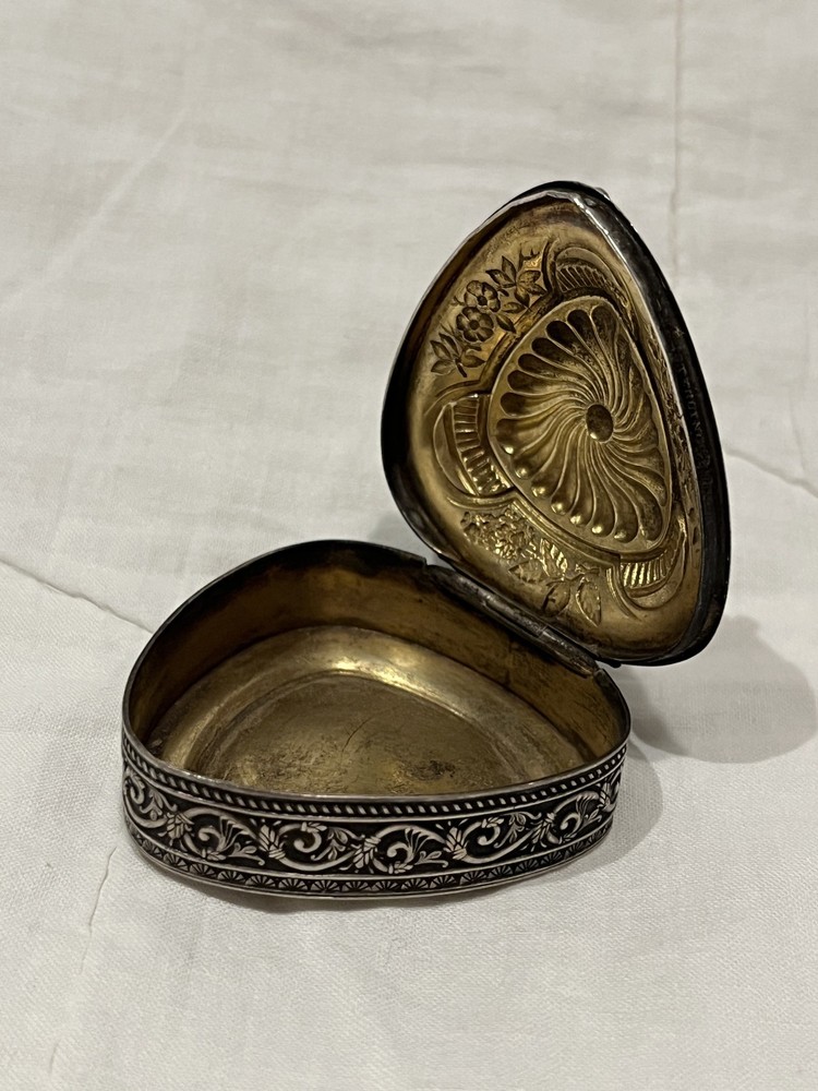 Wallace Sterling Silver Triangle Trinket Box - Beautiful