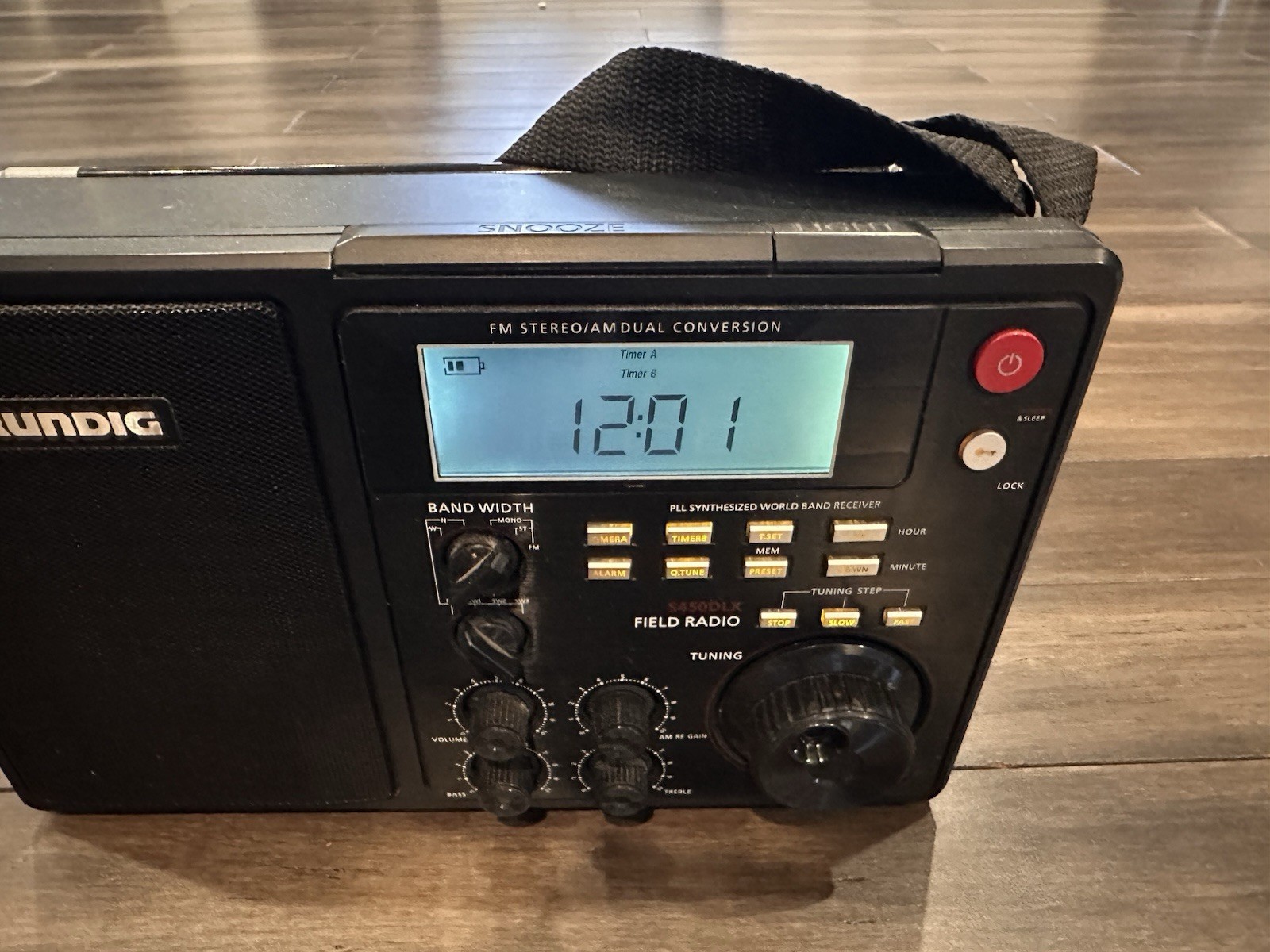 Grundig S450DLX Portable AM/FM Shortwave Field Radio power adapter - Tested