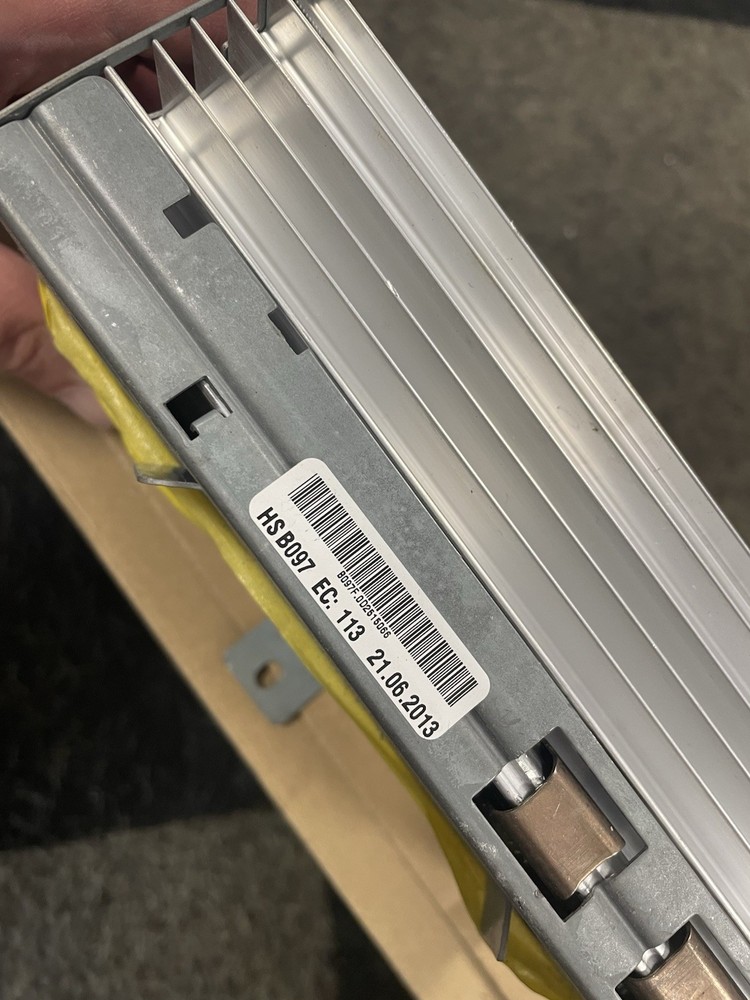 BMW 6 series Amplifier