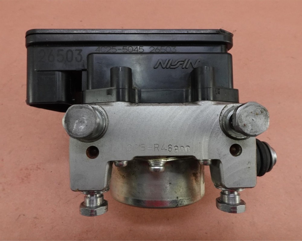 2012-2015 TRIUMPH TIGER EXPLORER ABS Brake Pump Module