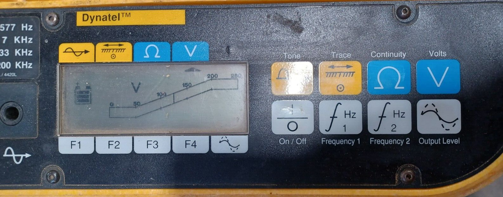 3M Dynatel 2220L Cable/Pipe Locator Transmitter