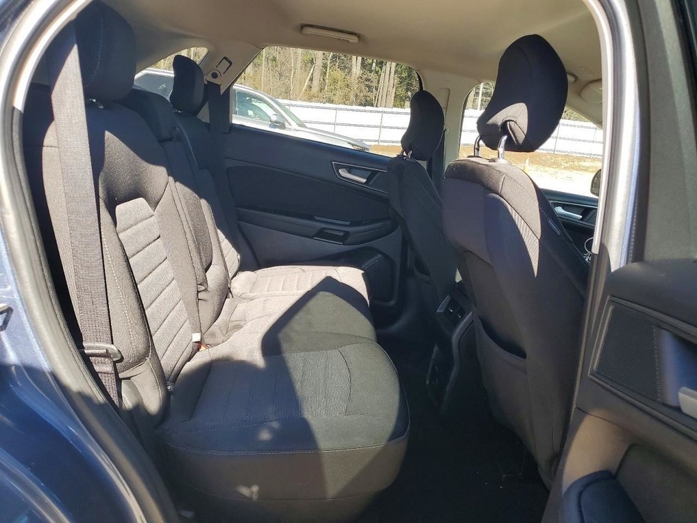 EDGE 2019 Glove Box 4979708