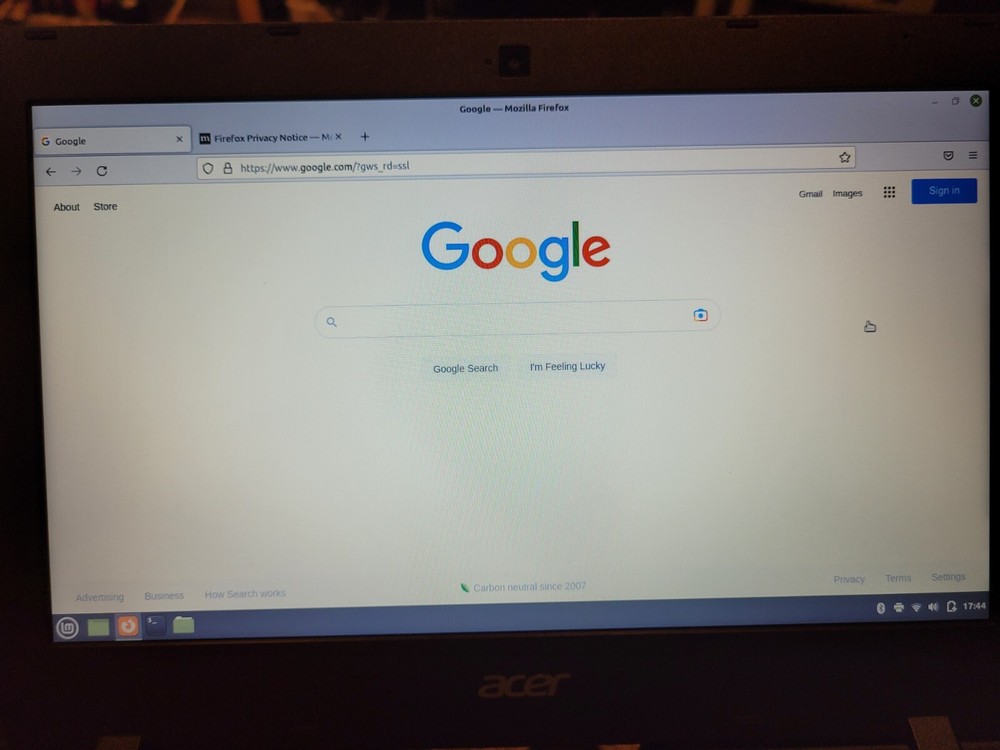 Linux Mint 21 Cinnamon "Vanessa" x64 Bootable on 4G USB Stick!