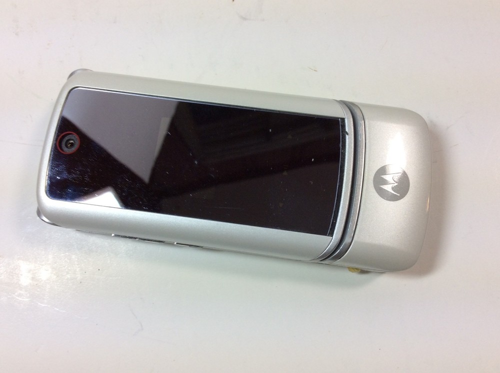 Lot Cell Phones Untested