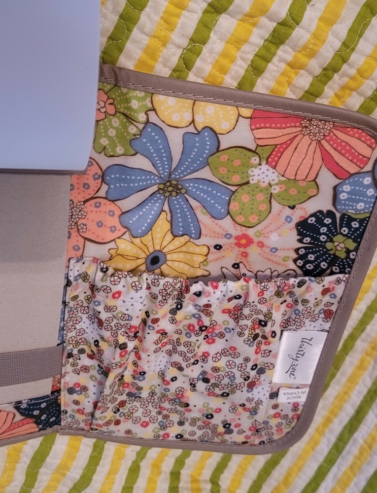 THIRTY-ONE NOTEPAD ORGANIZER- 9X17 ( opened)