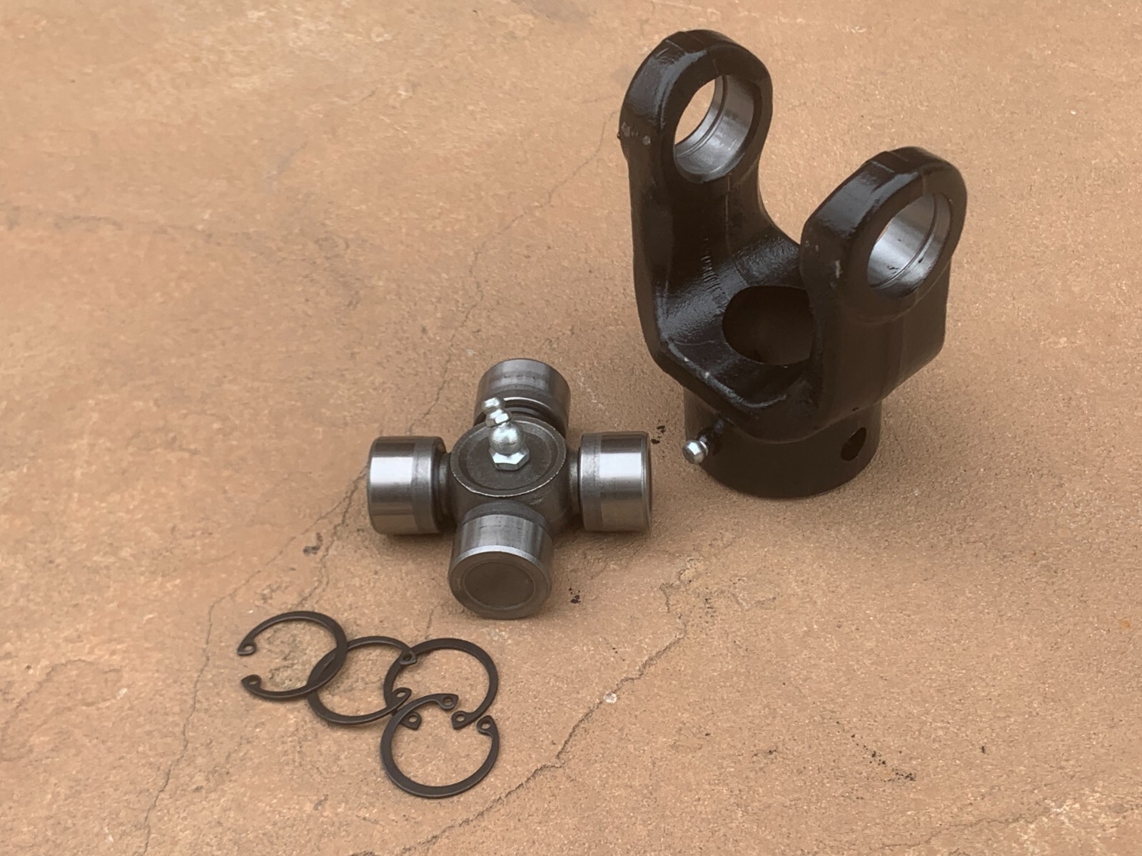 Bush Hog Series 4 Post Hole Digger PTO Shaft 1 1/4" Yoke w U-Joint set (23-005K)