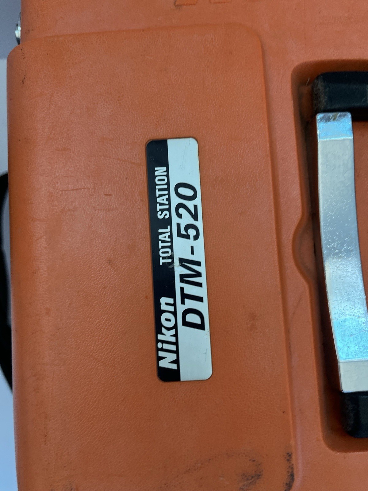 Nikon DTM-520 Total Station Surveying Instrument w/ Case