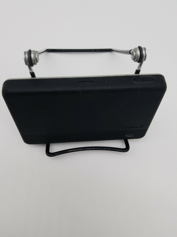 Garmin nuvi 1350 Automotive Mountable Bundle