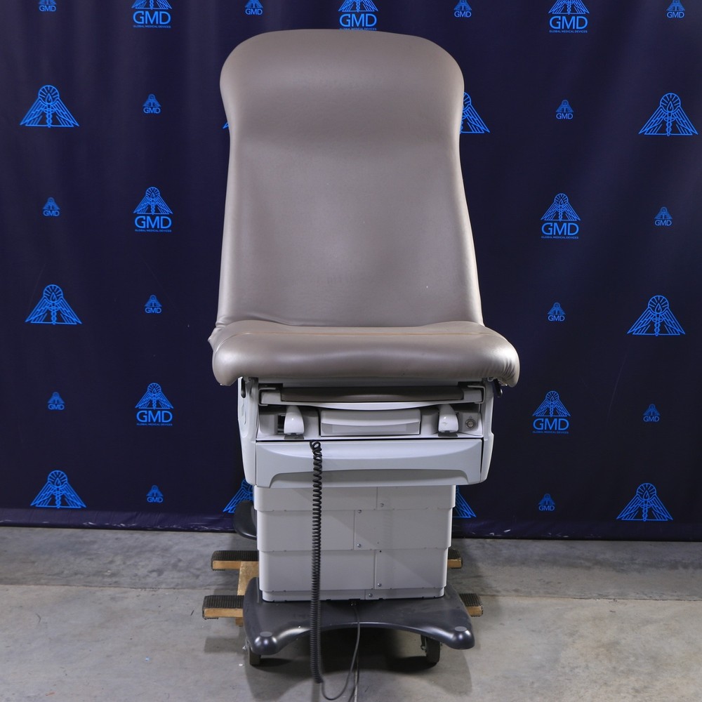 Midmark 626 Medical Exam Table