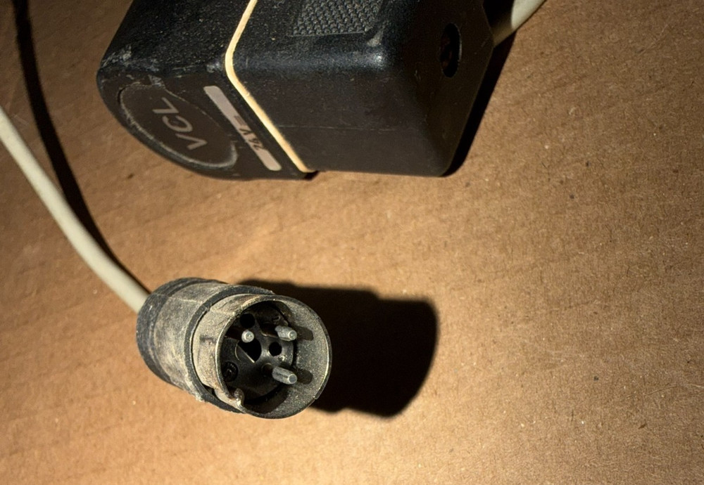 Vacuubrand VCL Vacuum Control Valve with Cable (Used)