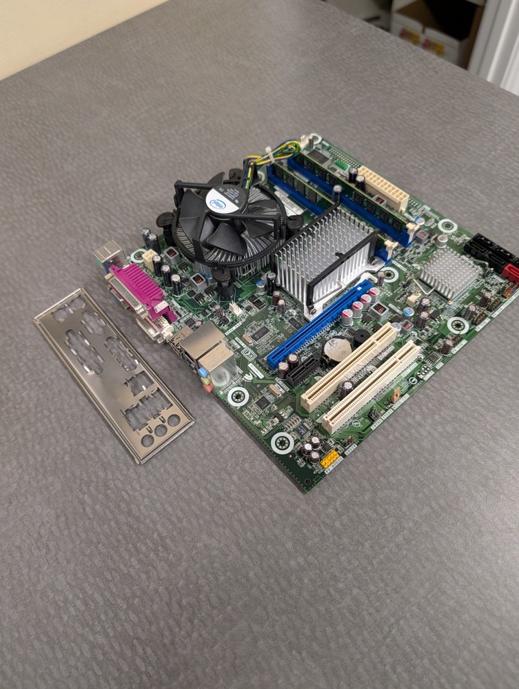 ** Intel DB43LD Motherboard w/ Pentium Dual Core E6600, 4GB RAM
