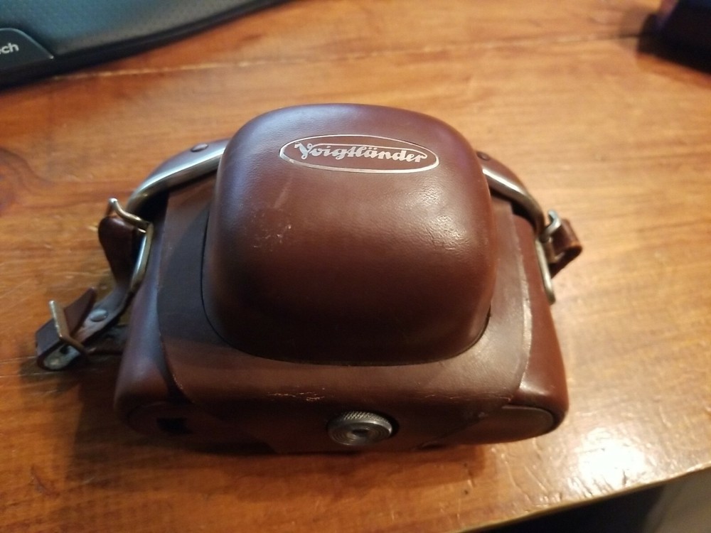 Voightlander Vitoret camera and case - Very nice RARE