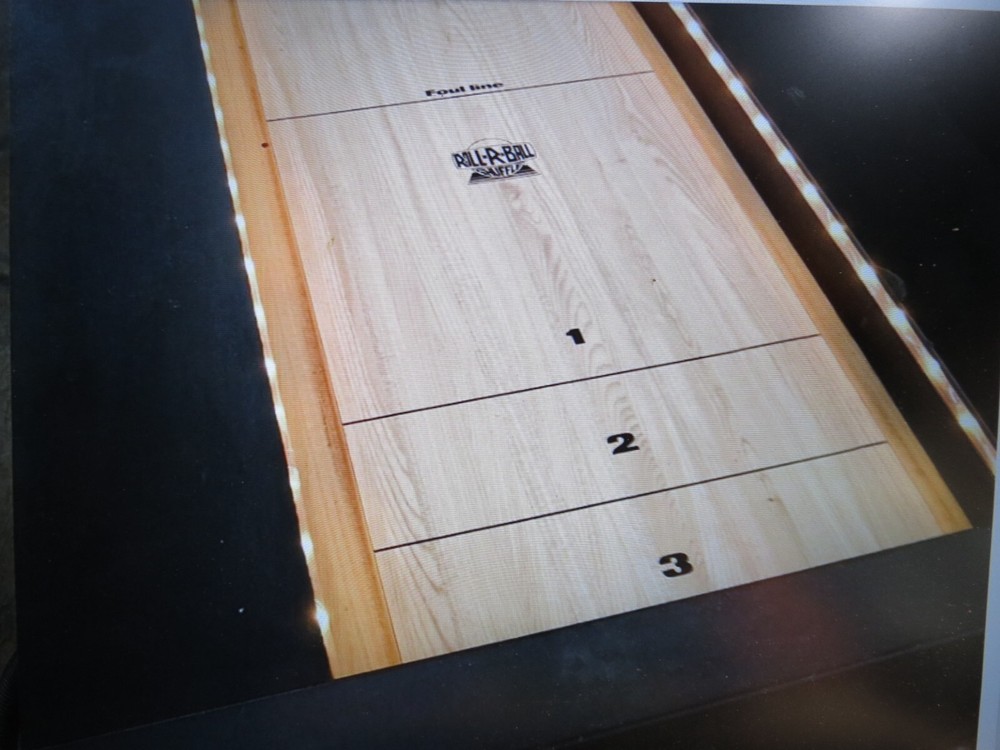 SHUFFLEBOARD 6' COIN OPERATED
