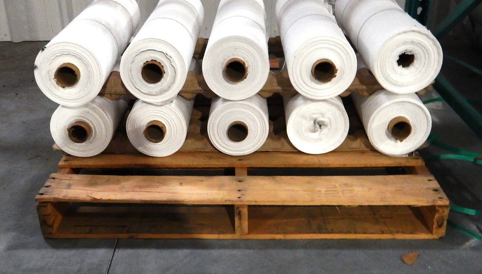 DeWitt White Woven Ground Cover 4 FT X 300 FT