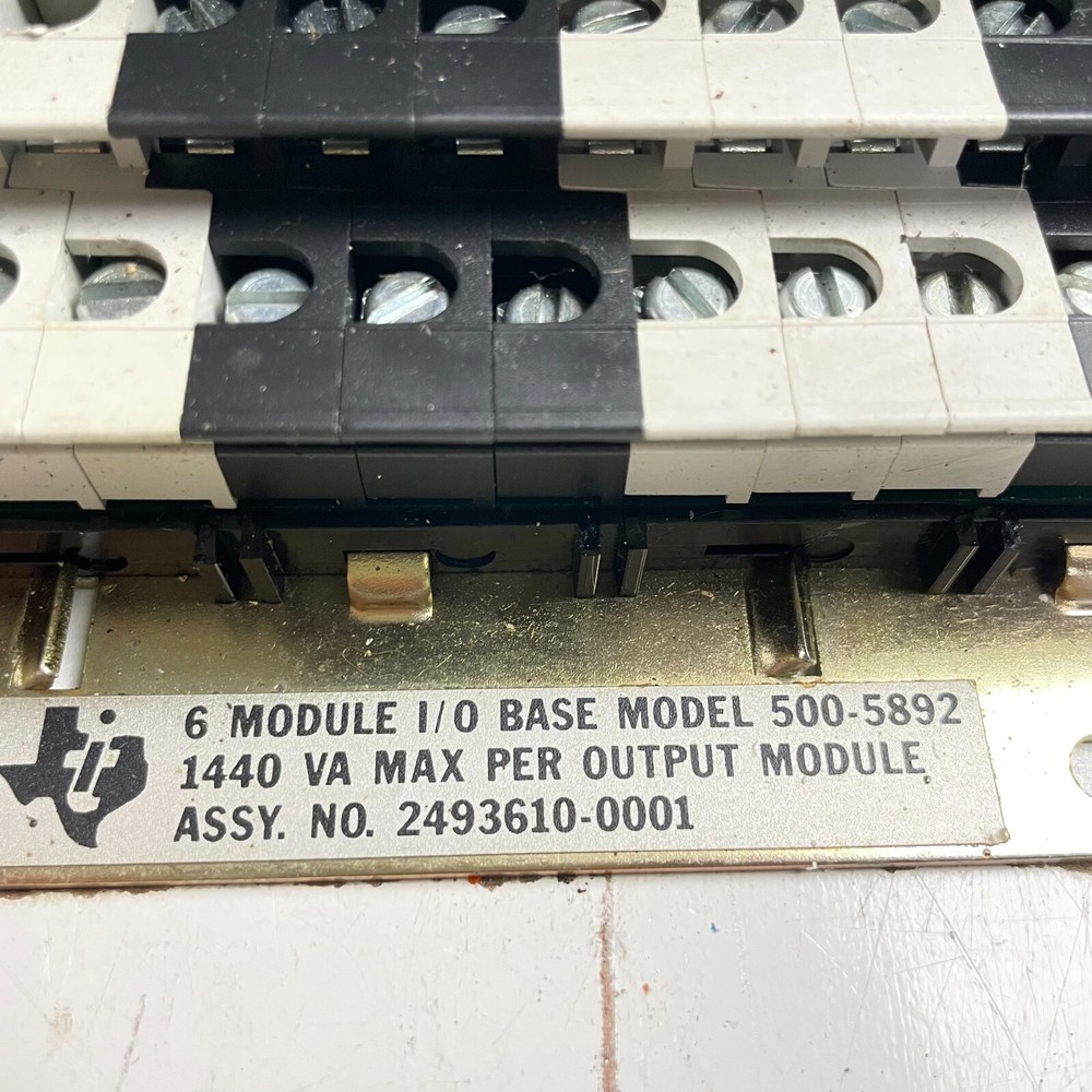 TEXAS INSTRUMENTS 500-5892 6 Module I/O Base 1440 VA