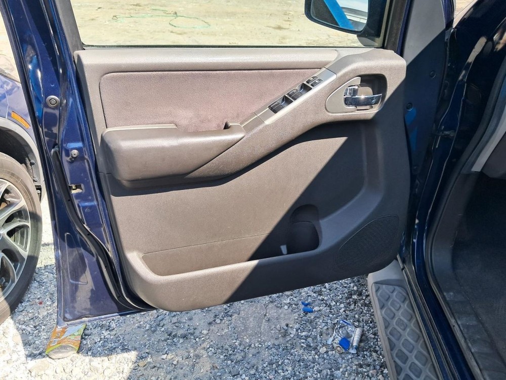 PATHFINDR 2006 Glove Box 4800603