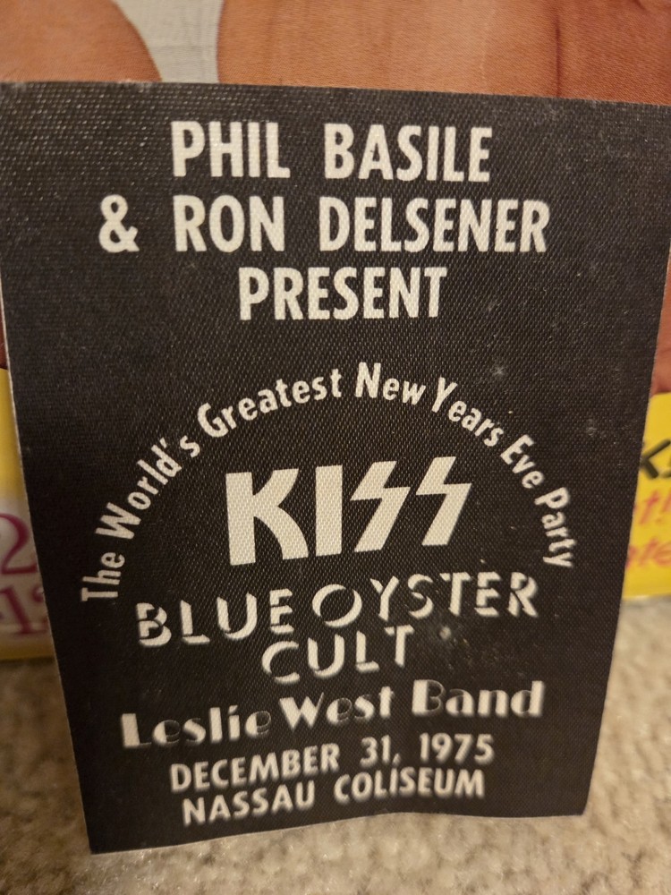 KISS Blue Oyster Cult Original Backstage Pass December 31 1975