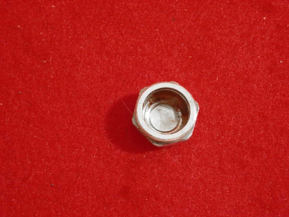 Atom 600 Pedal Dust Cap Threaded Metal Used