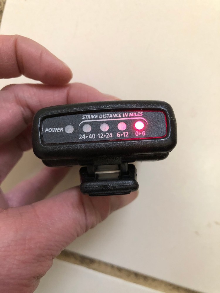 StrikeAlert Personal Handheld Portable Lightning Detector Pager LD1000