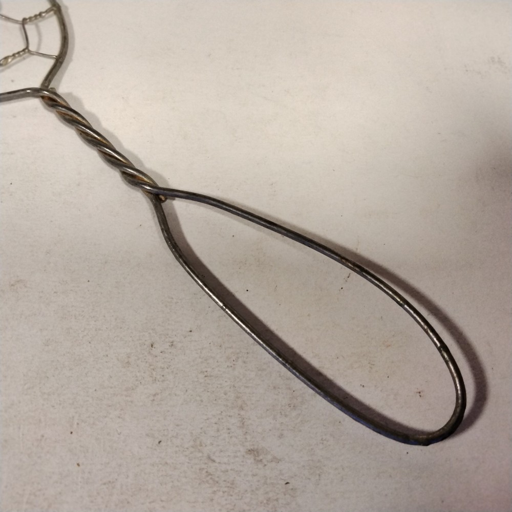 Primitive Twisted Wire Beater Whisk
