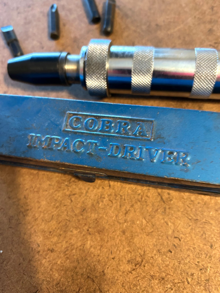 Cobra Impact Driver Model 2500 + 4 Bits - Metal Box GREAT Condition