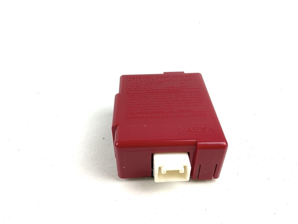 2002 TOYOTA HIGHLANDER CHASSIS ECM DOOR RECEIVER CONTROL MODULE ASSEMBLY