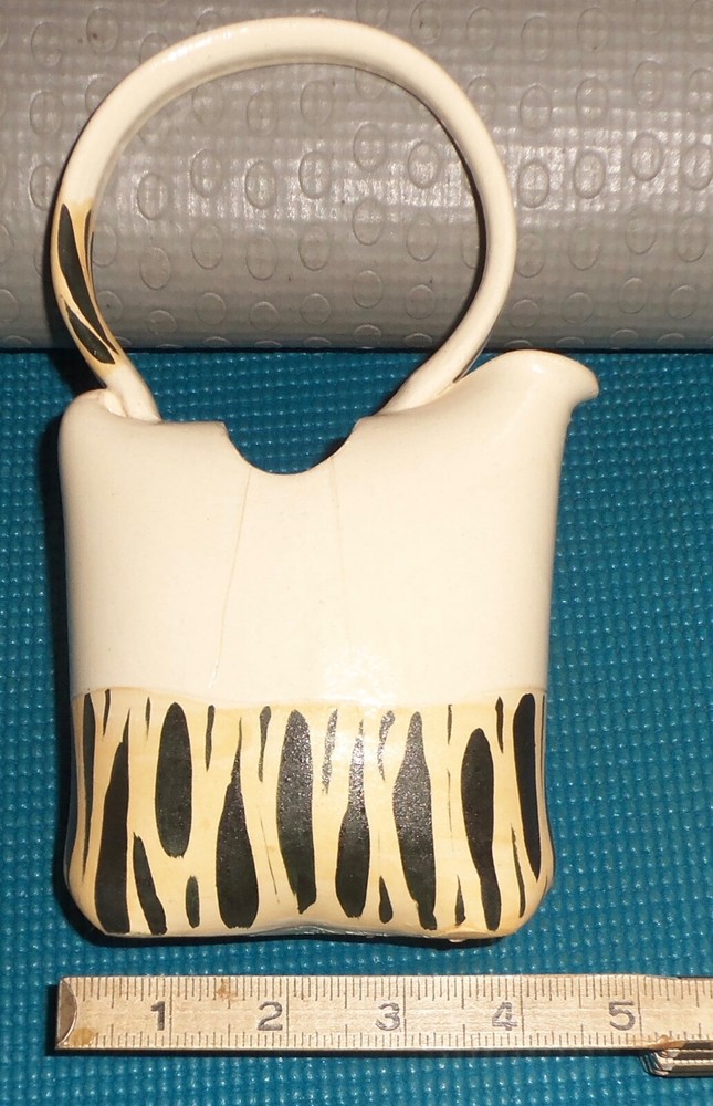 Munning Pottery