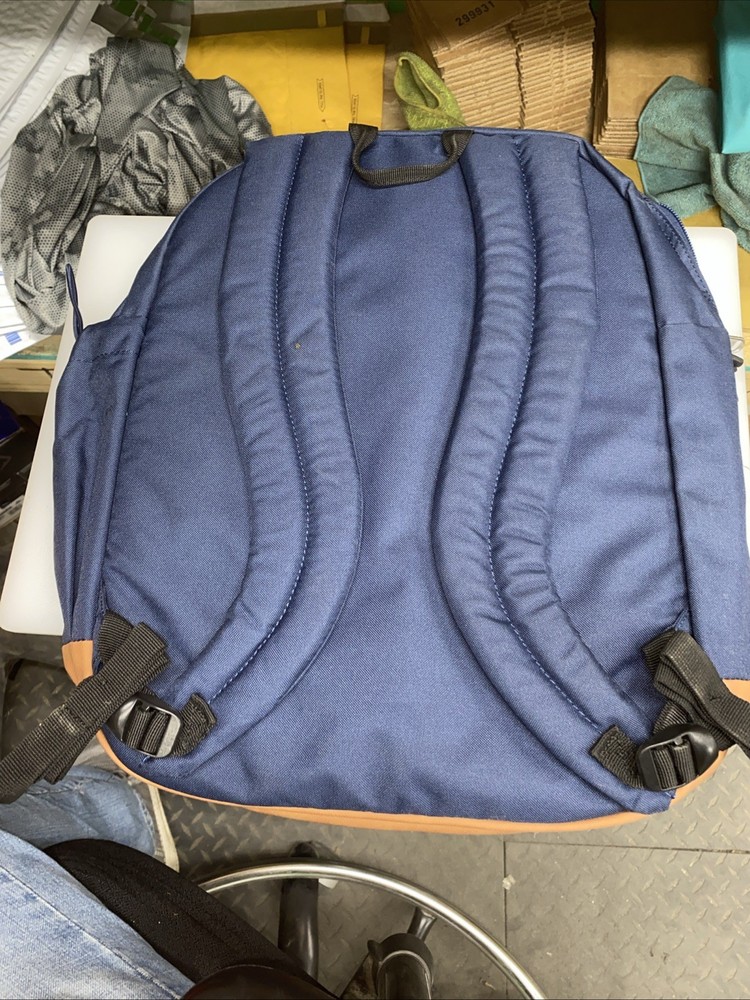 SMALL COLUMBIA BACKPACK G3 BOATS