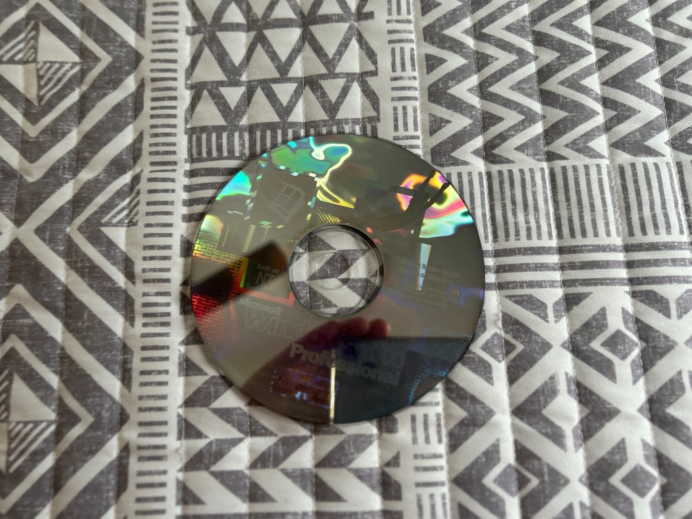 Microsoft Windows 2000 Professional Academic Edtion