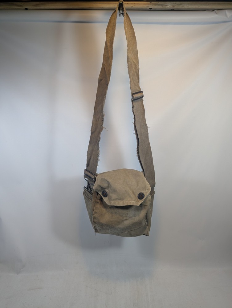 Vtg MILITARY WW II US NAVY MARK IV GAS MASK CARRY BAG