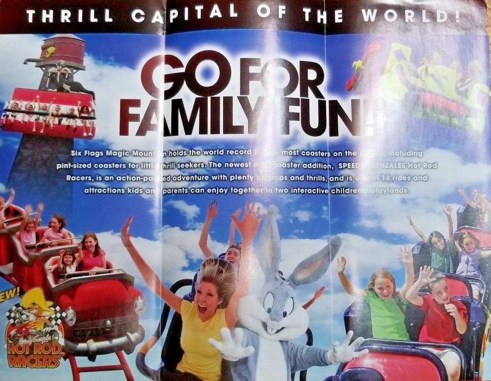 Park Brochure: Six Flags Magic Mountain 2014 - Valencia, CA