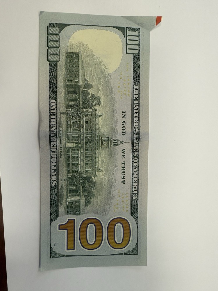Error Cut 2021 ( top line extra paper) Uncirculated $100 Notes