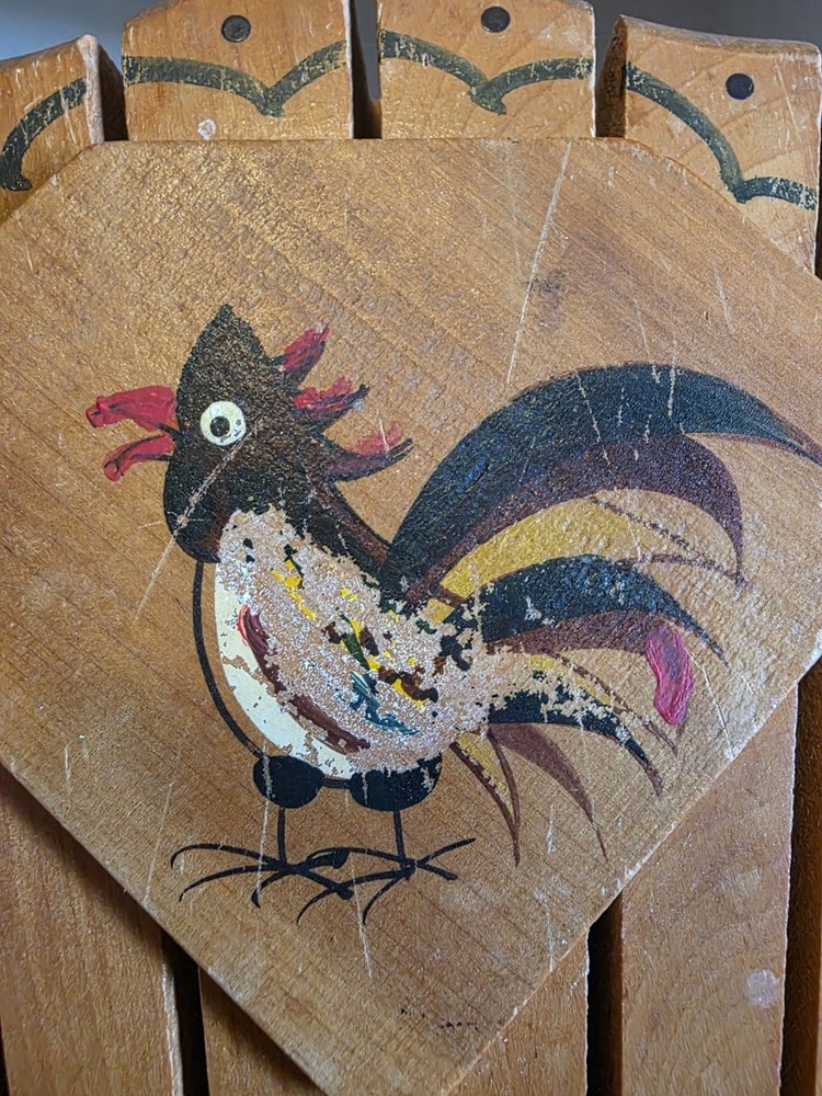 FIVE Piece Chicken / Rooster Decor