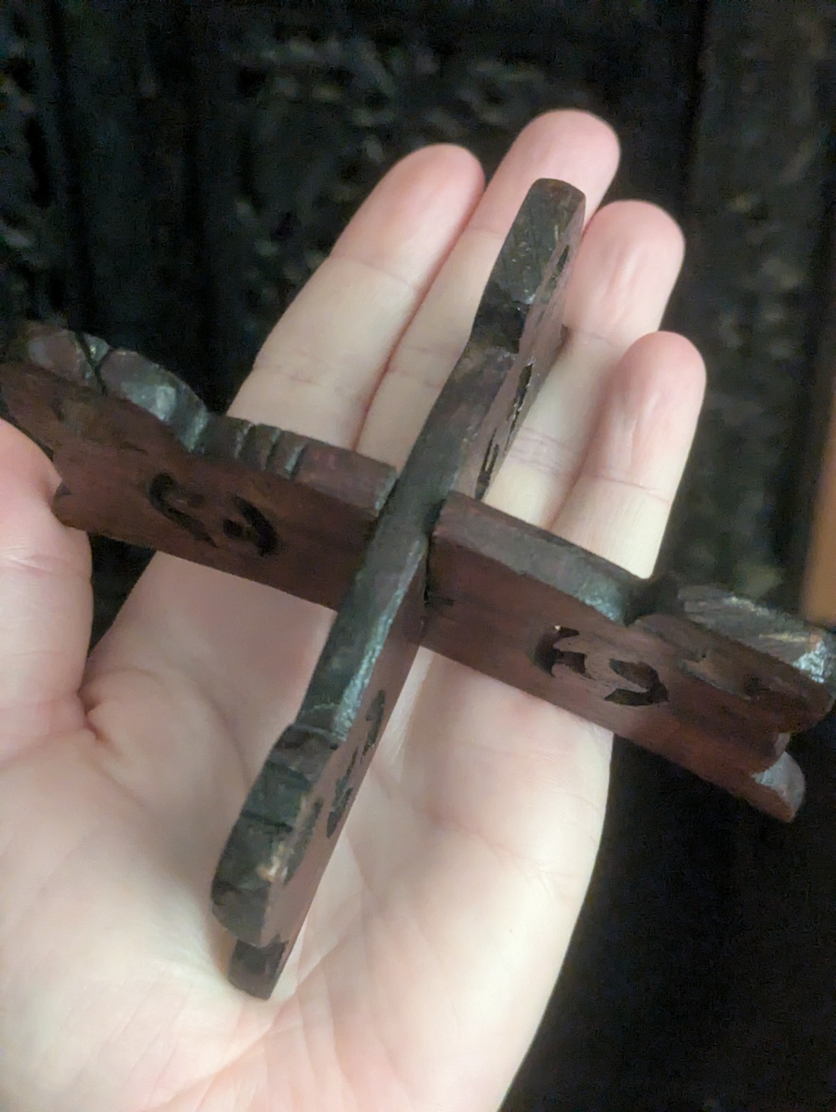 Vintage Chinese Carved Wooden Display Stand Vase Art Base Used