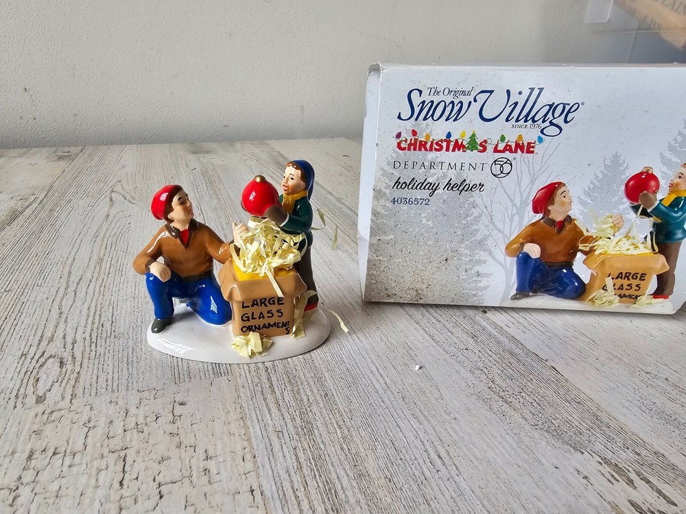 Dept 56 holiday helper 4036572