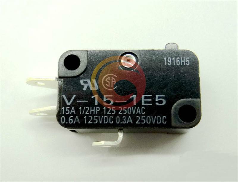 1PCS Omron V-15-1E5 Micro switch NEW