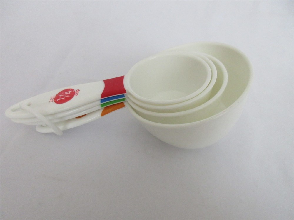 4 Piece Color Coded Measuring Cup Set plastic stackable ring 1/4, 1/3, 1/2 1 cup