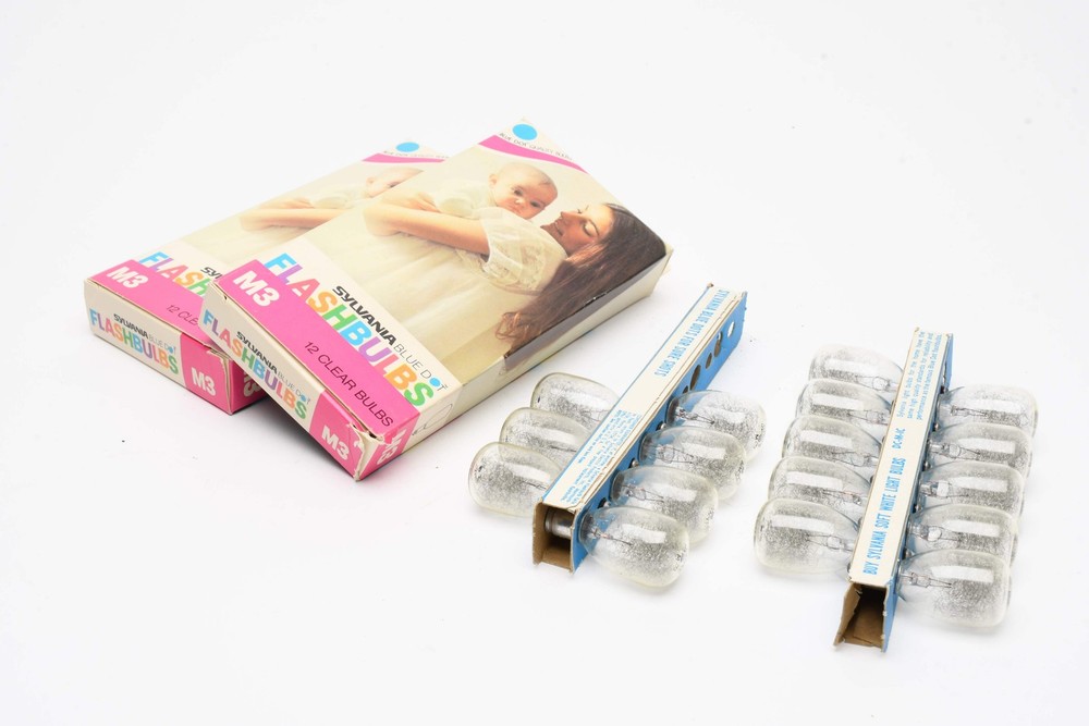 17X Sylvania M3 Flashbulbs (Clear)